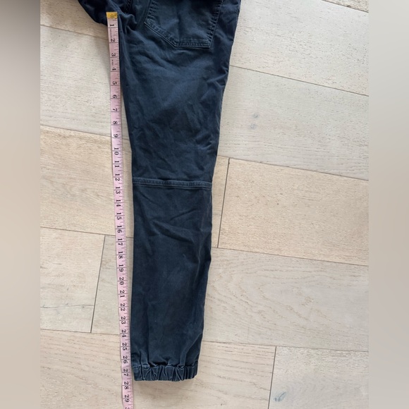 Nili Lotan Military pants in carbon Gray size 2. - Picture 13 of 16